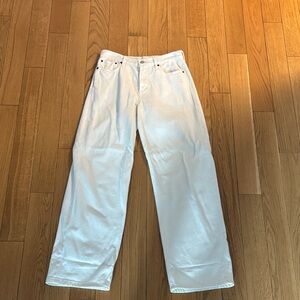 Still Here “Everyday” white Jean